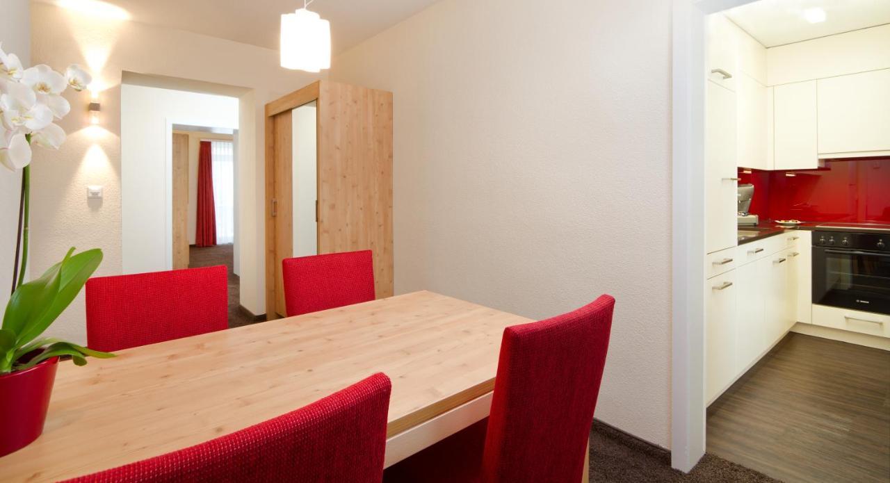 Central Apartments Davos Bagian luar foto