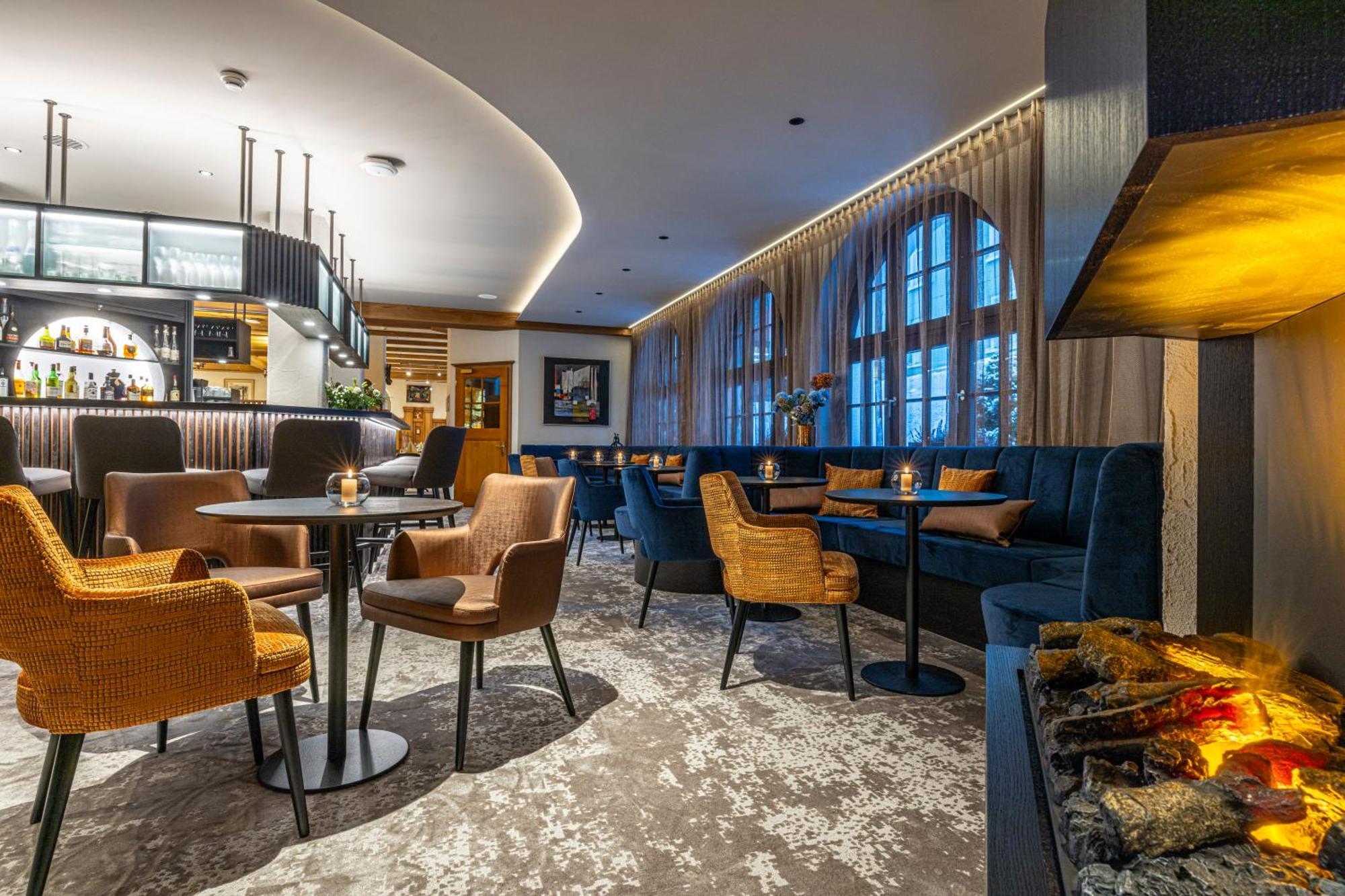 Central Apartments Davos Bagian luar foto