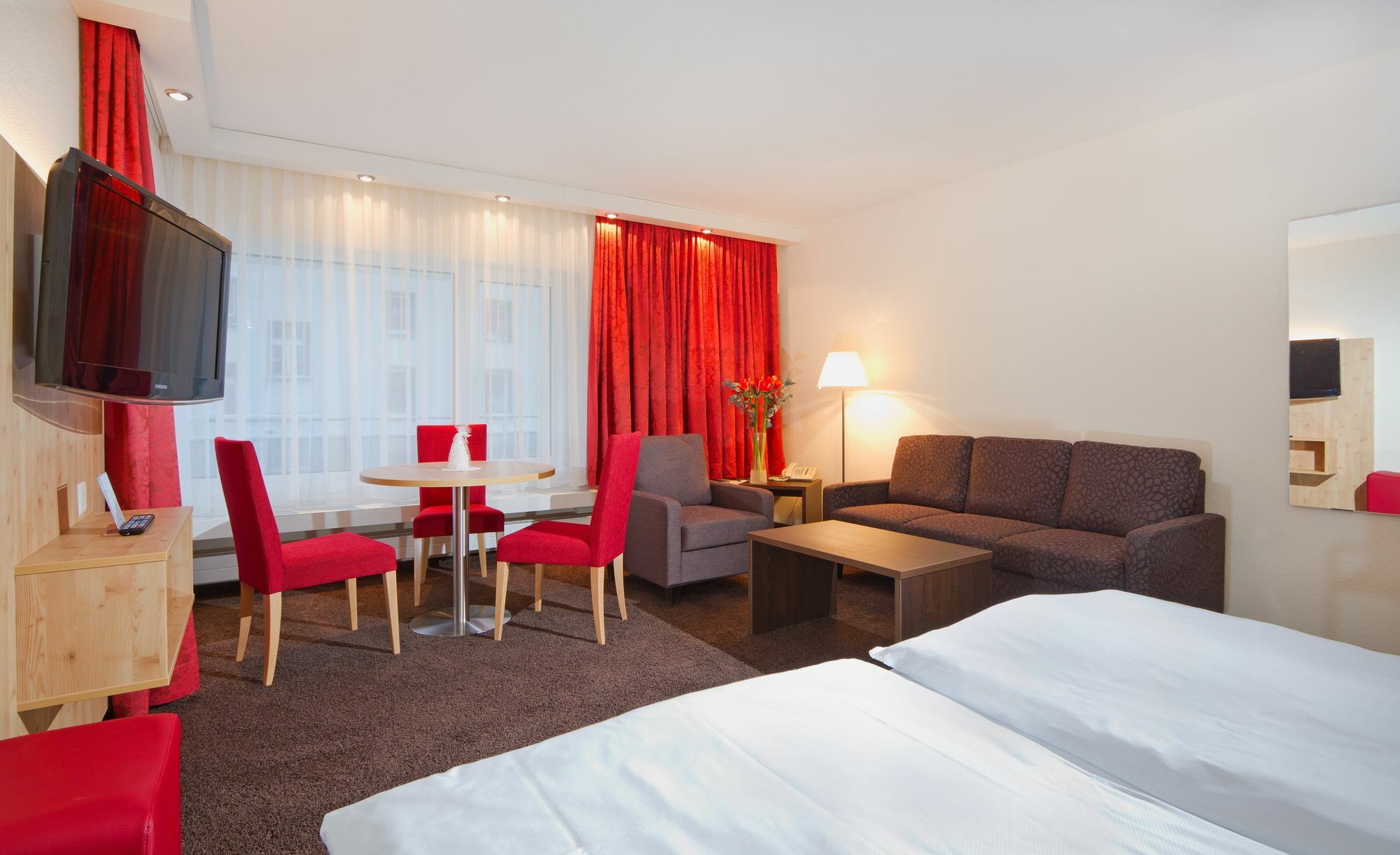 Central Apartments Davos Bagian luar foto