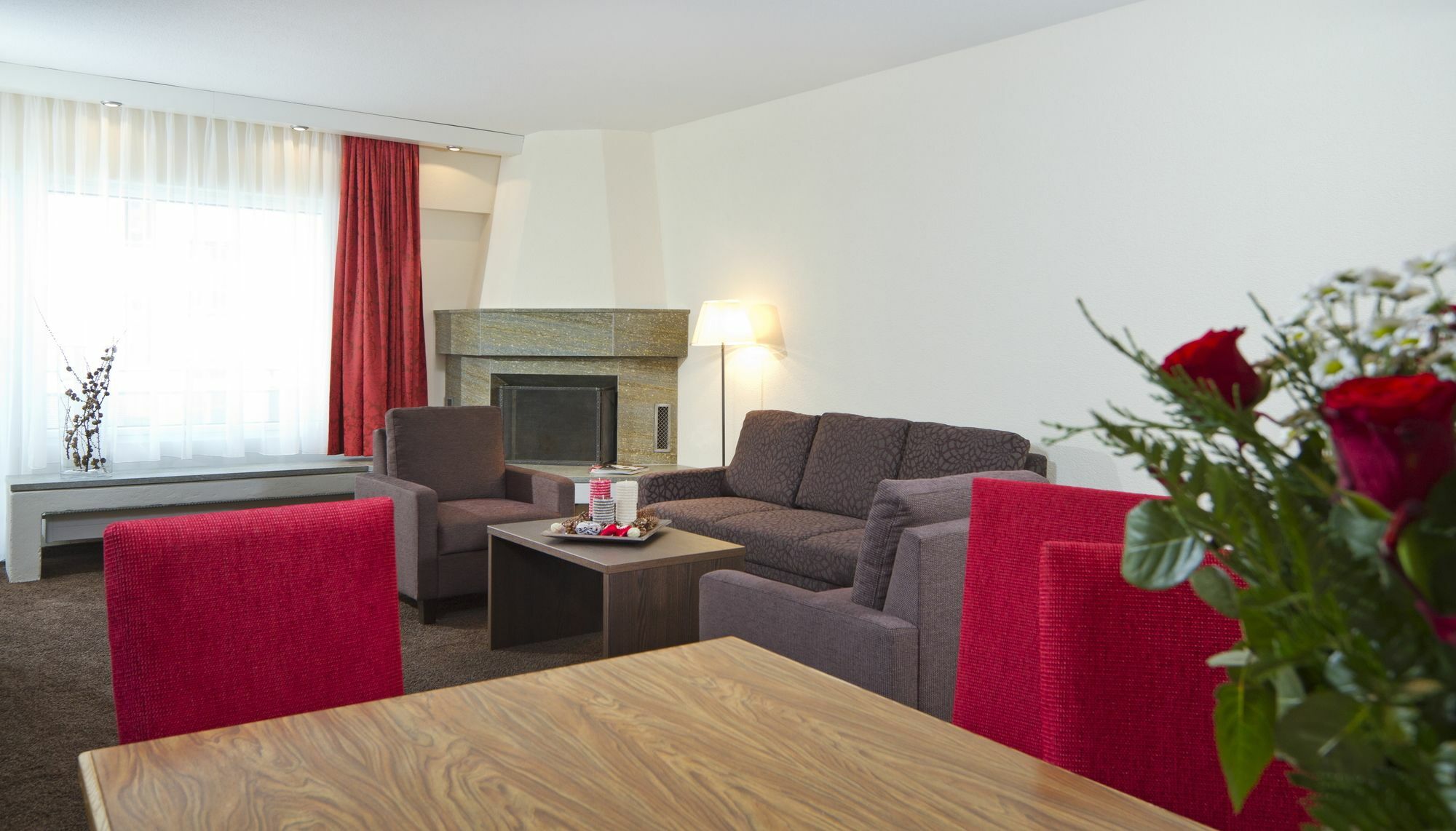 Central Apartments Davos Bagian luar foto