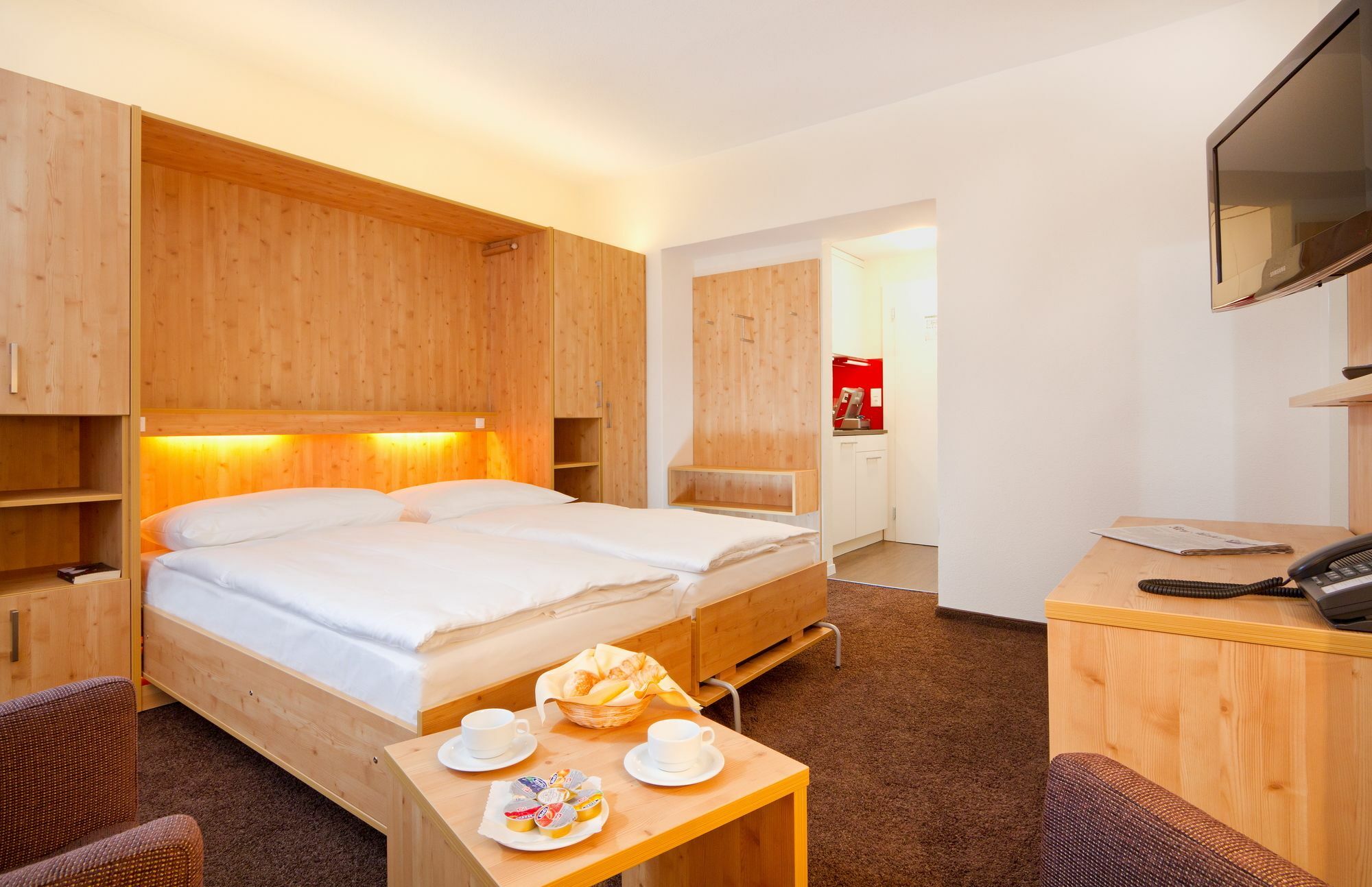 Central Apartments Davos Bagian luar foto