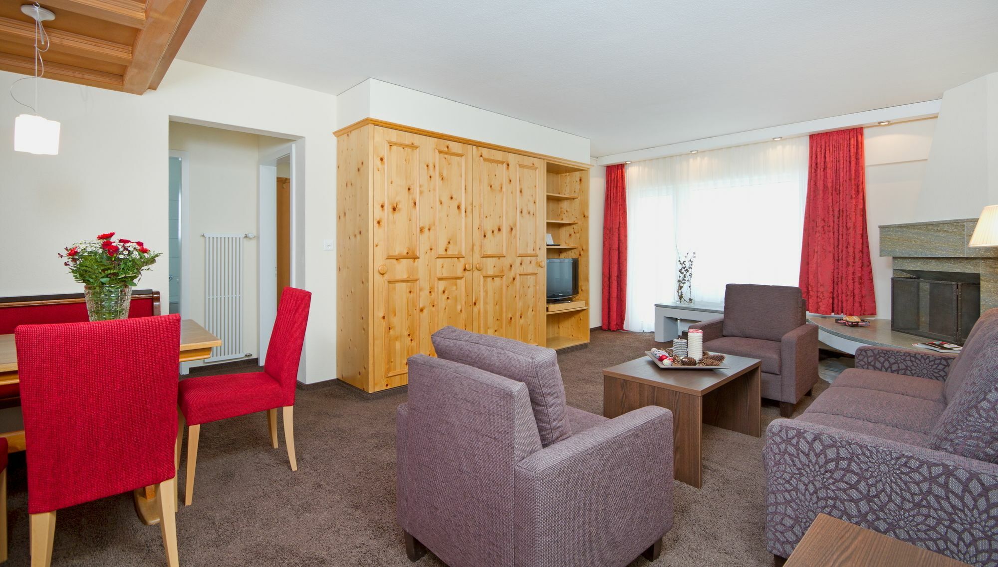 Central Apartments Davos Bagian luar foto